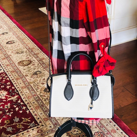Michael Kors Bags Nwt Michael Kors Lacey Sm Duffle Leather Handbag